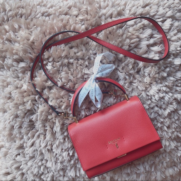 Serapian Milano Handbags - NWT Serapian red crossbody leather purse